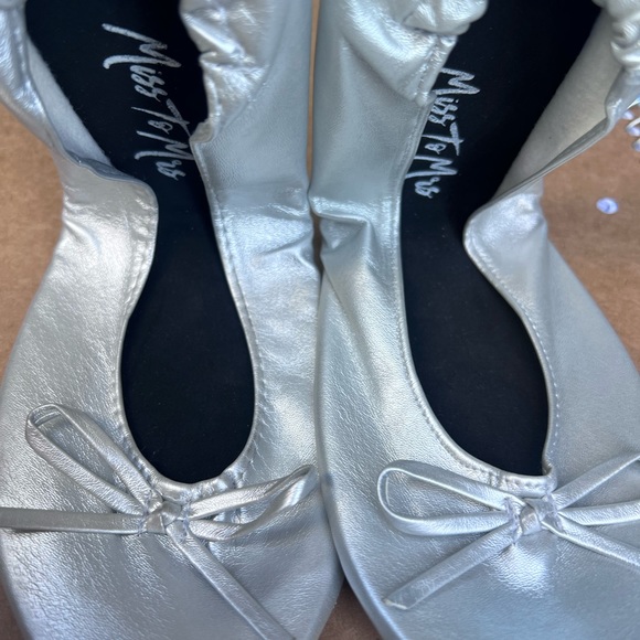 Miss to Mrs Slippers Sz S - Picture 3 of 7